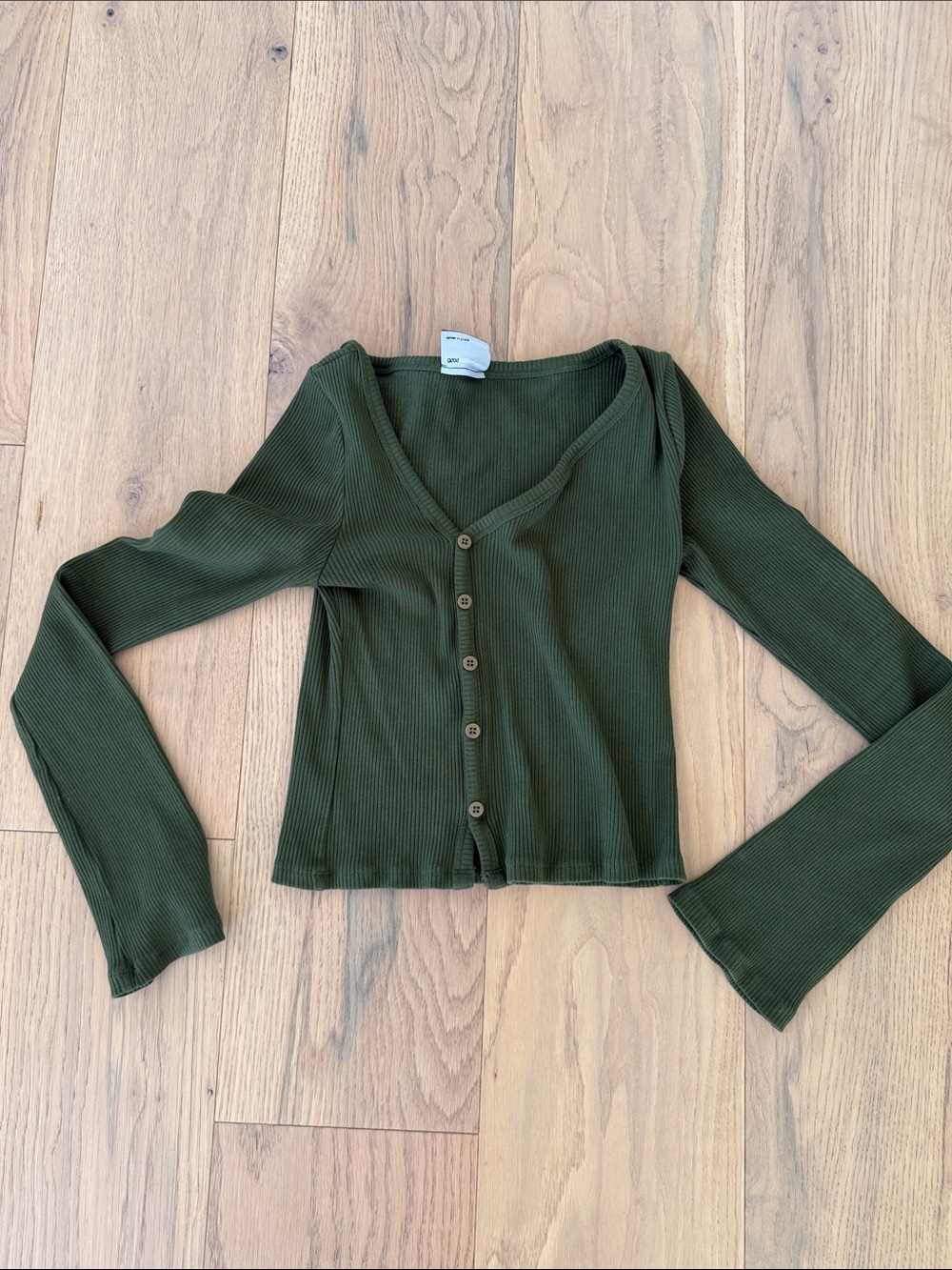 ASOS Woman’s Small Olive Green Ribbed Button-Front Long Sleeve Top